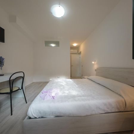 Sorrento Realty Holidays - The Smile Of The Sun Exterior foto